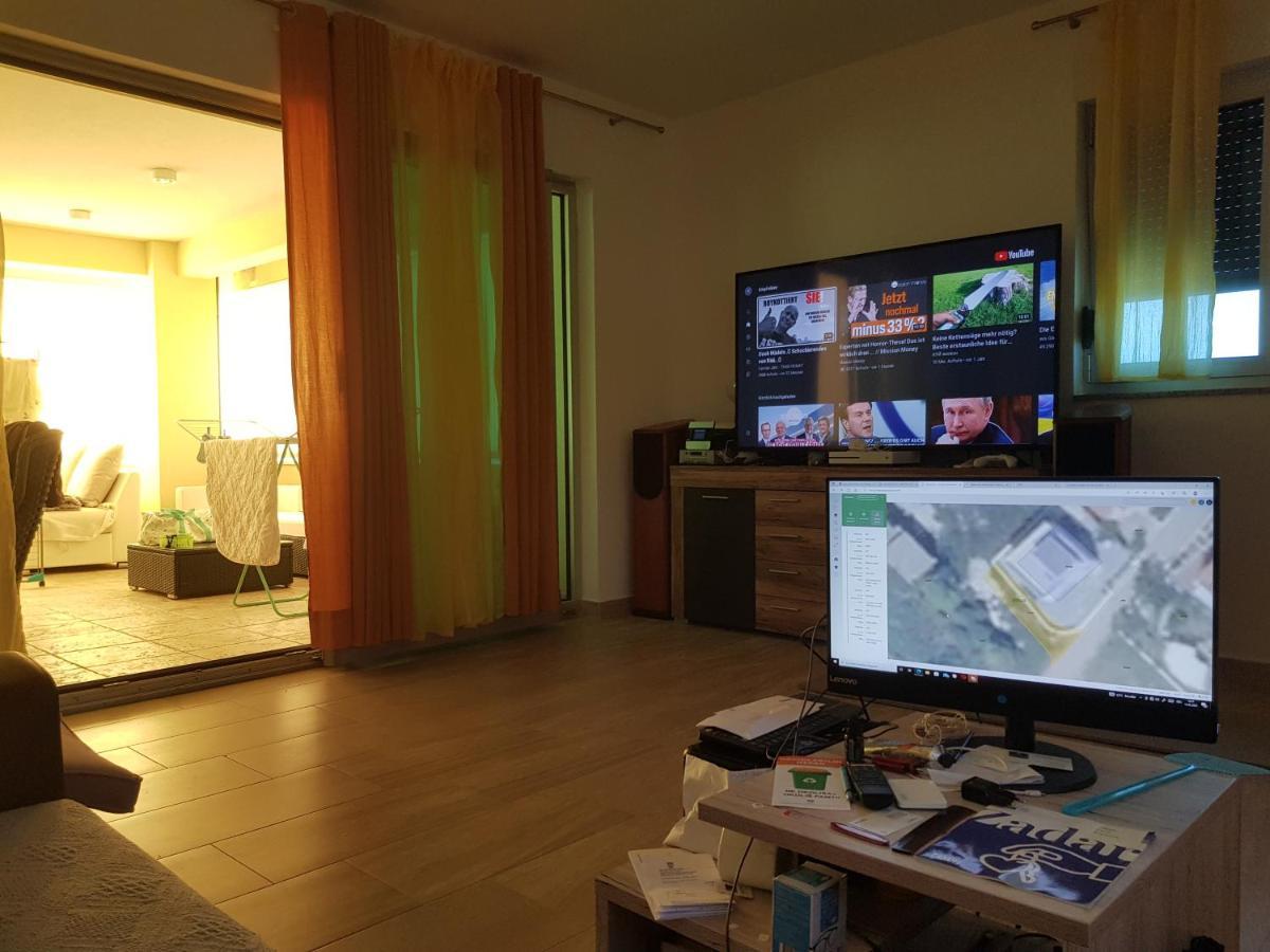 Kožino Yellow Cube מראה חיצוני תמונה
